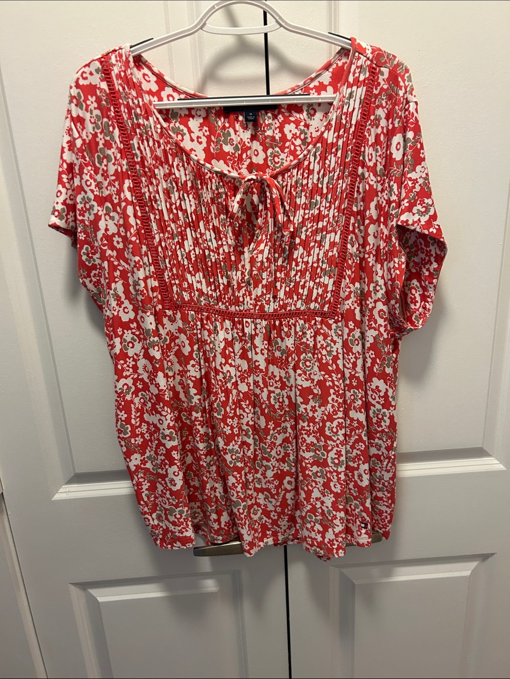 Tommy Hilfiger Red & White Floral Tie-Neck Tunic